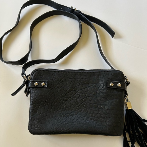 French Connection Black Crossbody Purse EUC - Picture 1 of 16